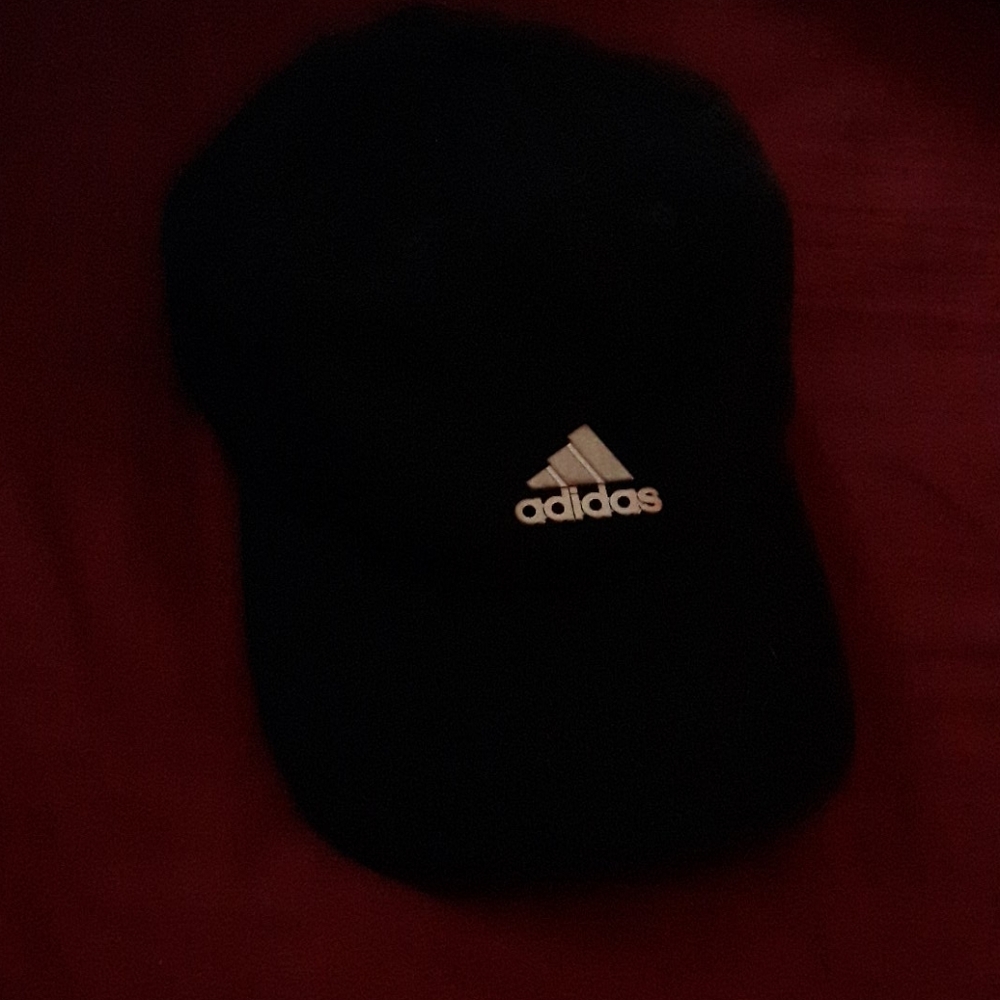 Adidas baseball hat